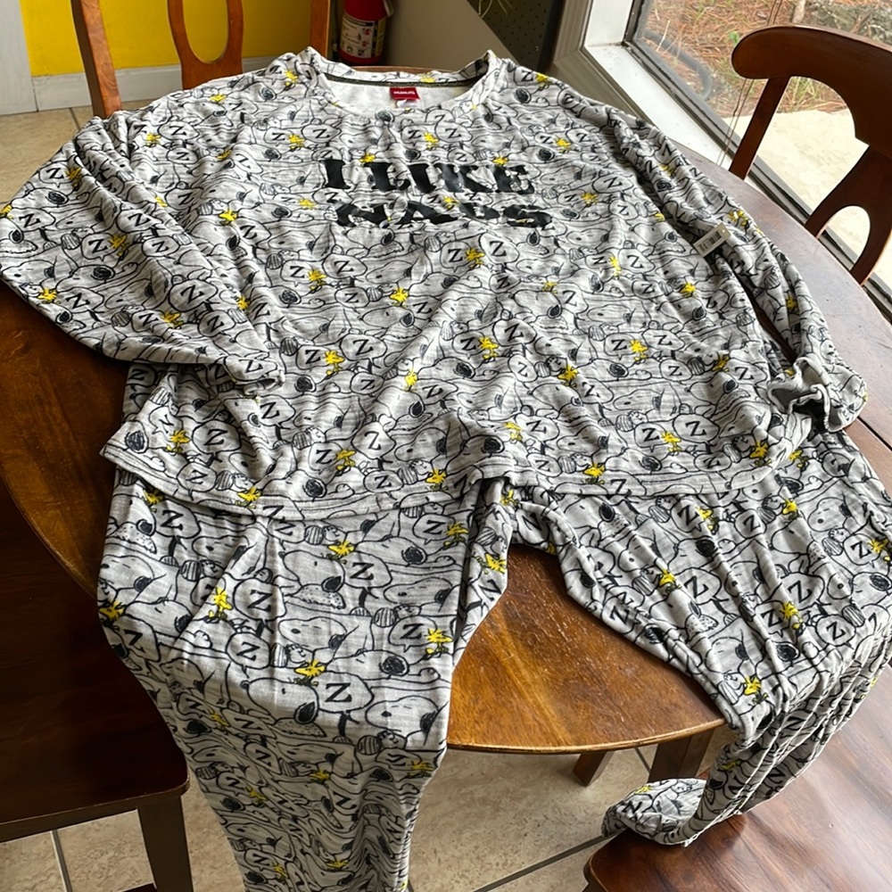 NWT Peanuts Snoopy pajama set size 2X